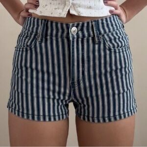 American Eagle Stripped Navy and White Denim Shorts